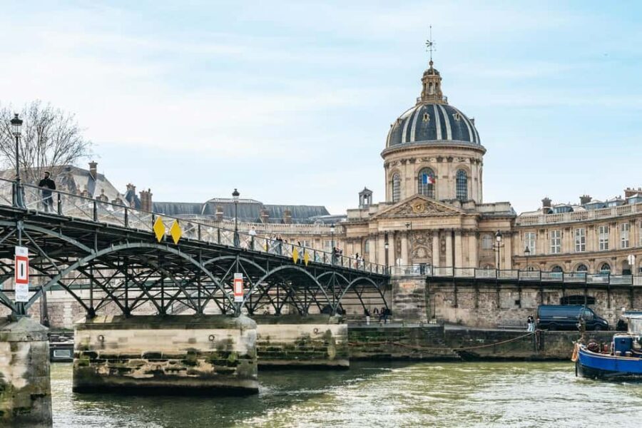 Paris: Seine Cruise and Macaron Tasting by the Eiffel Tower - Price and Value: Does $21 Make Sense in Paris?