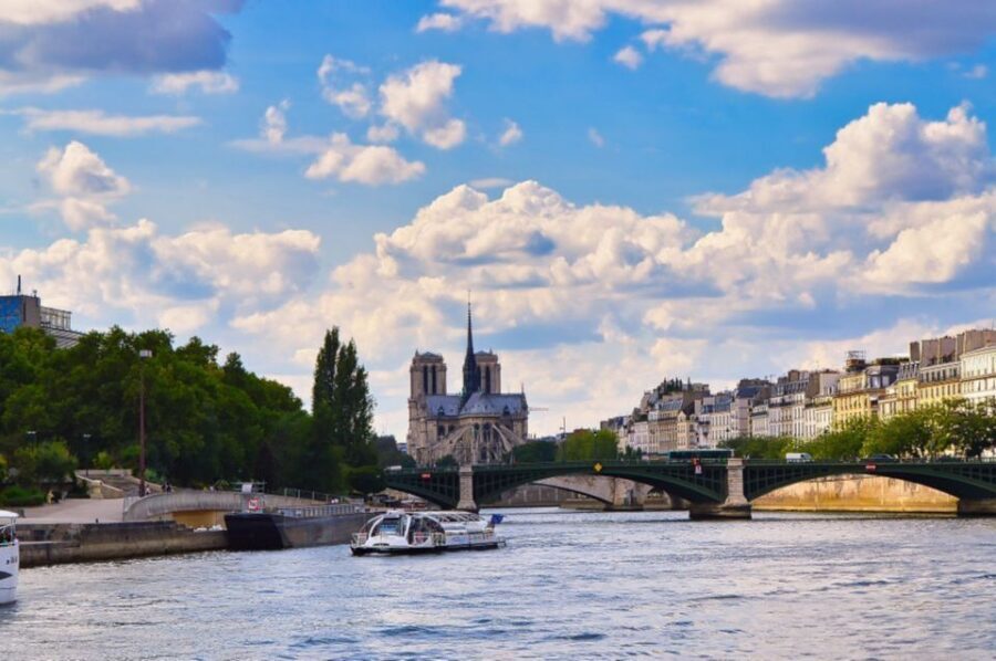 Paris: Seine Cruise with Snack/Optional Eiffel Tower Ticket - How the One-Hour Seine Cruise Works for Your Paris Day