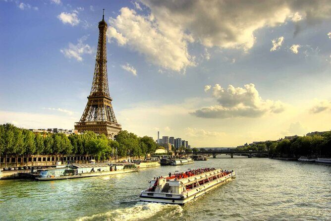 Paris Seine River Cruise from the Foot of Eiffel Open Timing - Palais de Chaillot to the Arc de Triomphe: Big Paris Without the Walking
