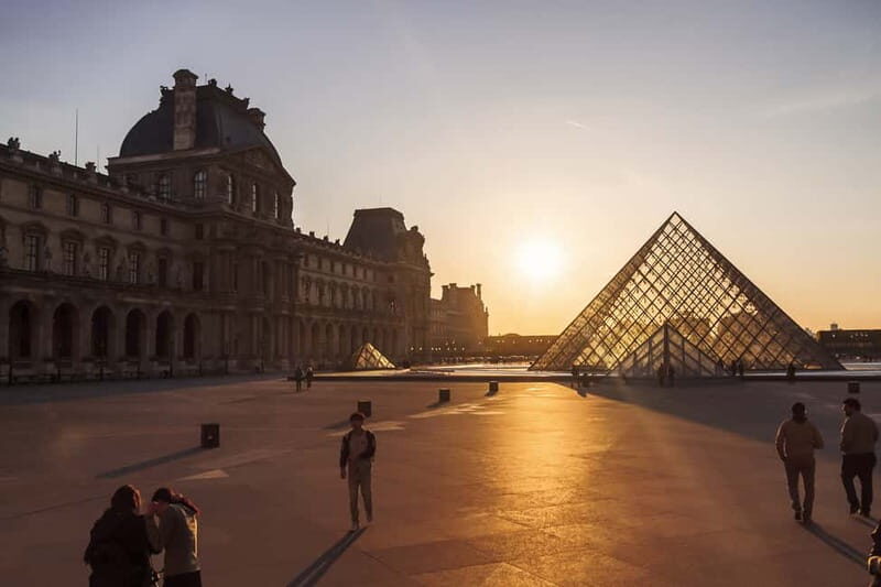 Paris: Skip-the-Line Louvre Highlights Tour with Mona Lisa - The skip-the-line ticket: what you’re really buying