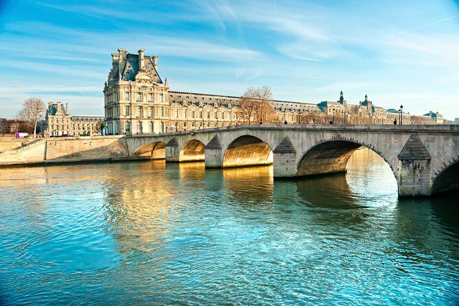 Paris Tour with Lunch at the Eiffel Tower and Seine River Cruise - Your Seine River Cruise: 1 Hour, 14 Languages, Real Photo Angles