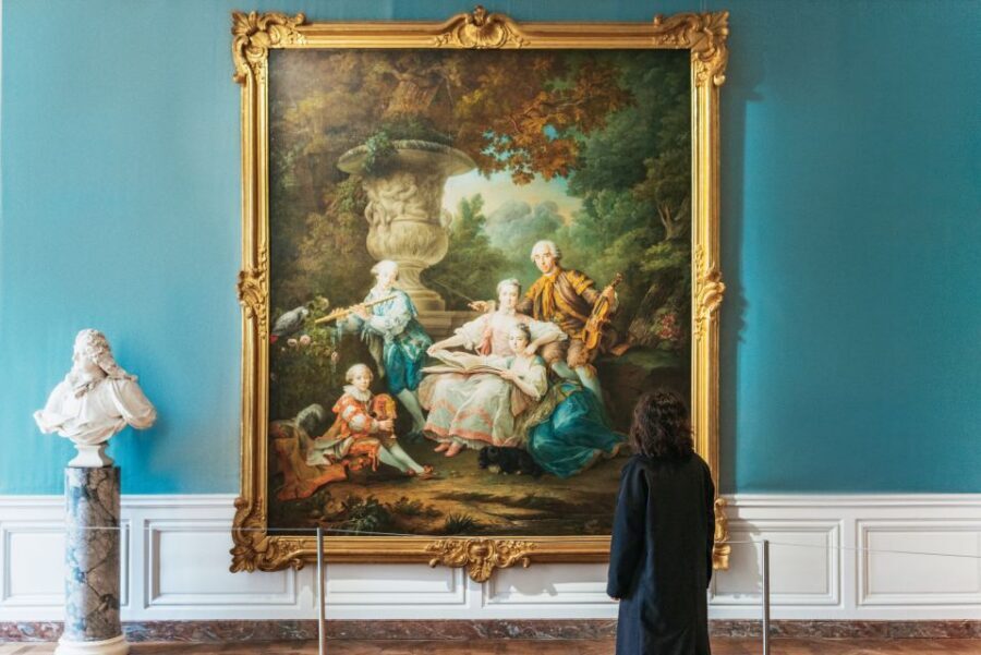 Paris: Versailles Palace and Gardens Full Access Ticket - Practical Tips for a Smooth Day: Shoes, Audio, Toilets, and Getting Around