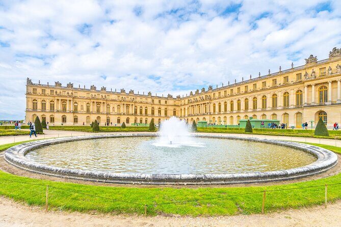 Paris: Versailles Palace with Gardens and Estate Entrance Ticket - Versailles in One Big Block: What This Ticket Includes