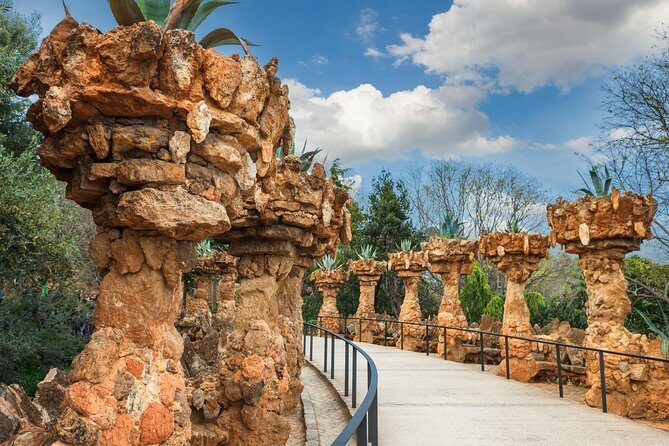 Park Guell and Sagrada Familia Private Tour - Who should book this private tour (and who might reconsider)