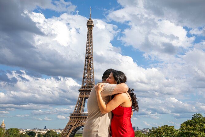 Photo Session Around Eiffel Tower - 60 Edited Photos in 48 Hours: The Value Behind the Price
