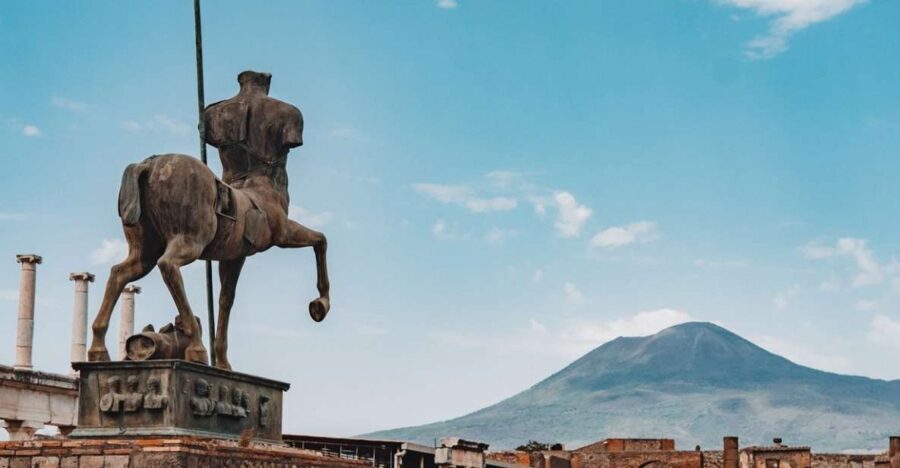 Pompei: Mount Vesuvius and Pompeii with Round-Trip Transfer - From Via Roma 32 to Vesuvius: How the Day Gets Moving