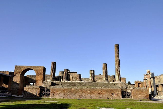 Pompeii: 2 Hour Private Tour with an Archeologist Guide - Key points to know before you go