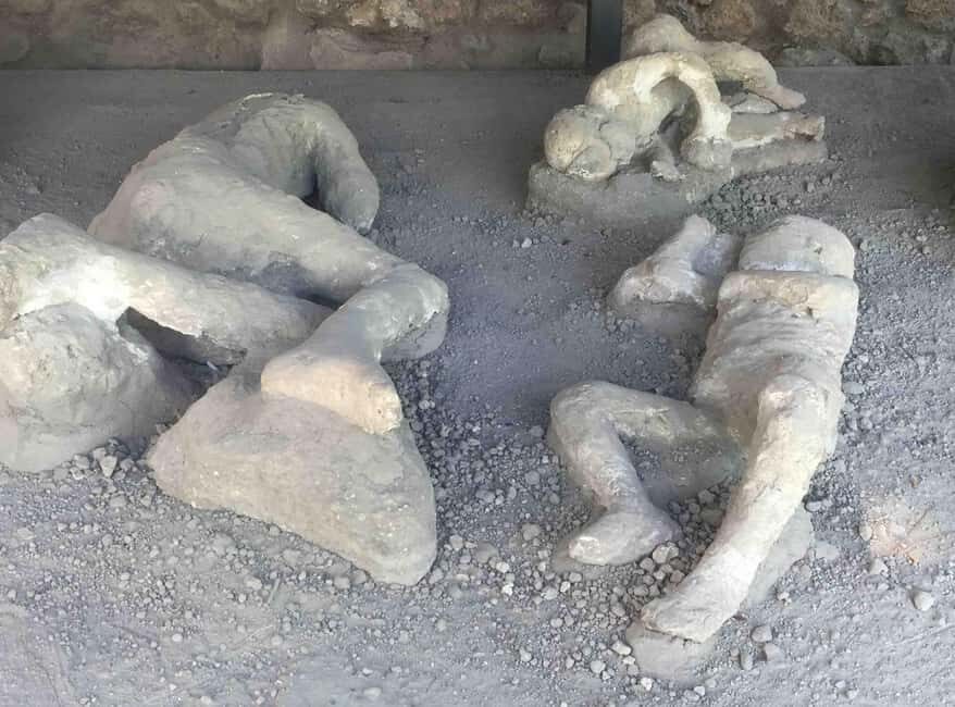 Pompeii : 2h small group tour with an archeologist - How a 2-hour Pompeii visit works with a small group