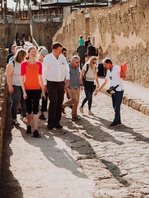 Pompeii and Herculaneum small group excursion from Sorrento - FAQ