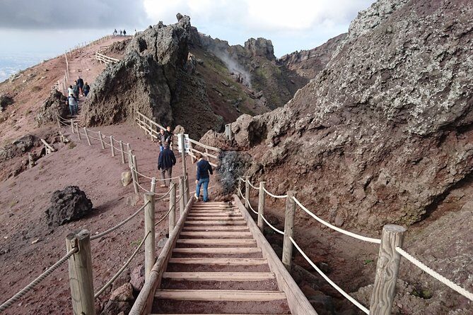 Pompeii and Vesuvius - VIP Tour/Small Group with Lunch - Lunch after Pompeii: light, timed, and not the distraction