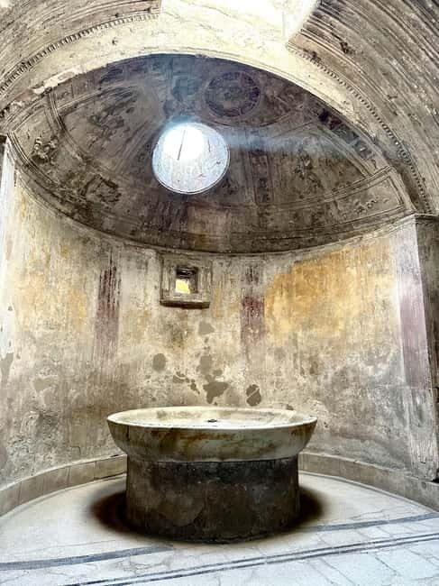 Pompeii: Exclusive Tour with Archaeologist and Entry Tickets - Where Porta Marina puts you in the action