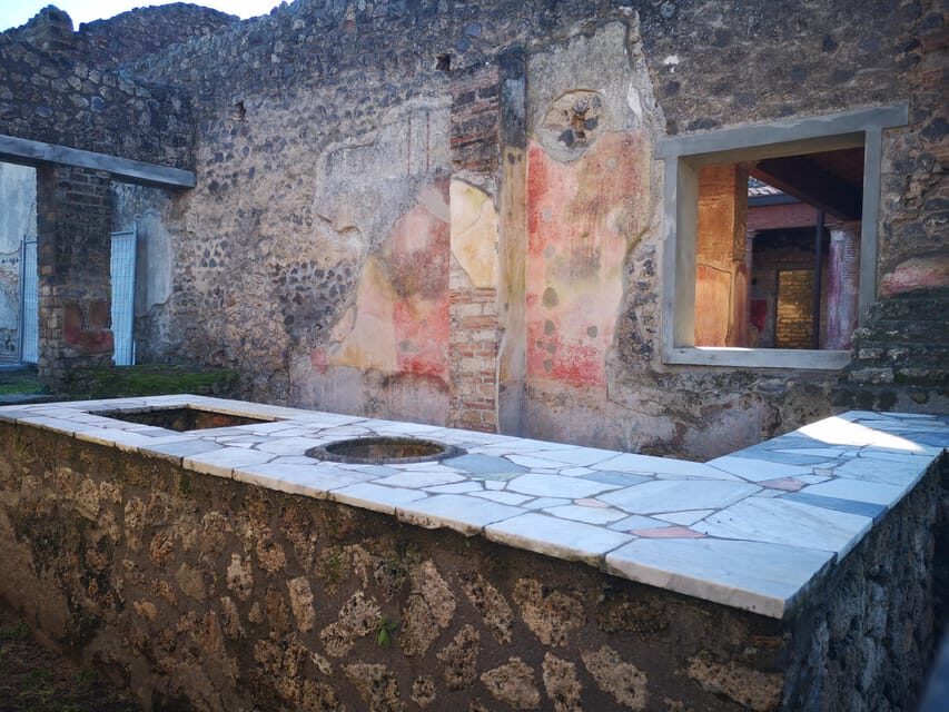 Pompeii: Guided Day Trip to Ruins and 2 Wineries Visits - Vesuvius National Park Wineries: Why the Soil Changes the Wine