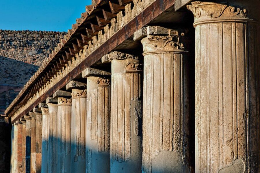 Pompeii: Guided Tour and Skip-the-Line Ticket - Lupanare and Macellum: Marketplace Life and the Tough-to-Ignore Stuff