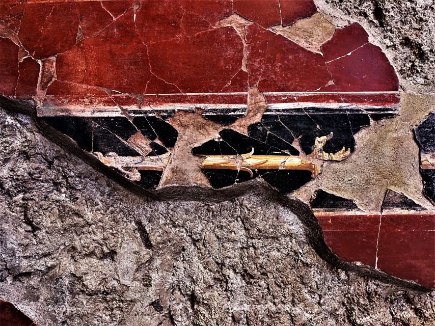 Pompeii: Guided Tour & Skip the Line Ticket - House of the Tragic Poet and House of the Golden Cupids