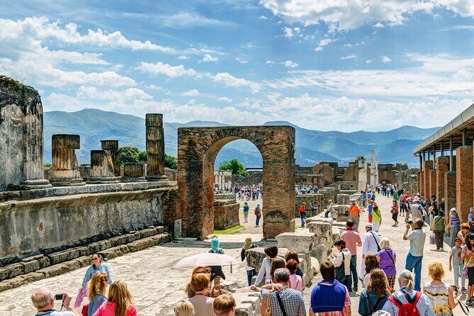 Pompeii Guided Tour with Ticket & Lunch from Sorrento - Meet at Bar Kontatto: The Sorrento Start That Sets the Tone