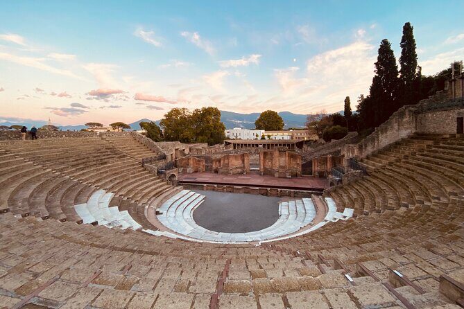 Pompeii Private Tour with an Archaeologist and Skip The Line - 3 hours - Main Street Flow and Granai del Foro: Food, Storage, and the City Engine