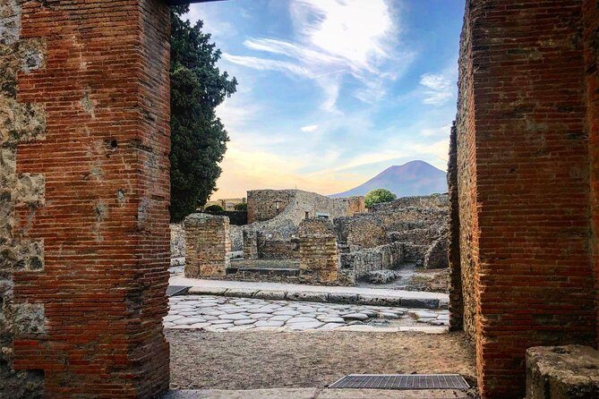 Pompeii Skip-the-Line Entry Small Group Guided Tour - Guides who bring Pompeii down to earth