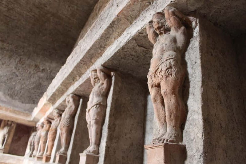 Pompeii: Skip-the-Line Guided Archaeological Discovery Tour - Walking, dress code, and bag rules: the stuff that can ruin your day