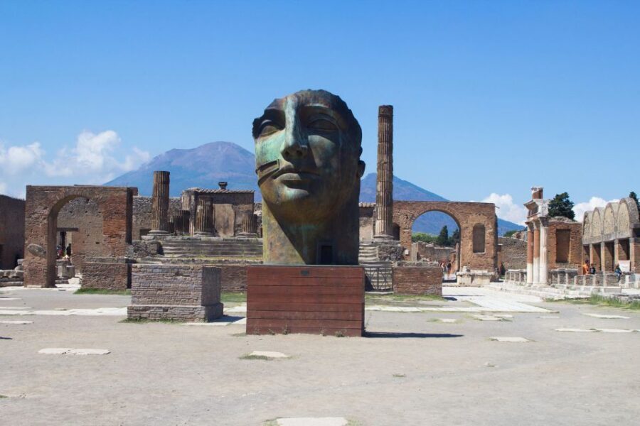 Pompeii: Skip-the-line-Ticket and Guided Tour - The Forum: where Pompeii’s public life lived