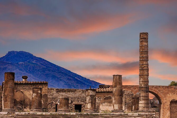 Pompeii: Skip-the-line-Ticket with Guided Tour - Where You Start (Piazza Esedra) and the One Logistics Detail That Matters