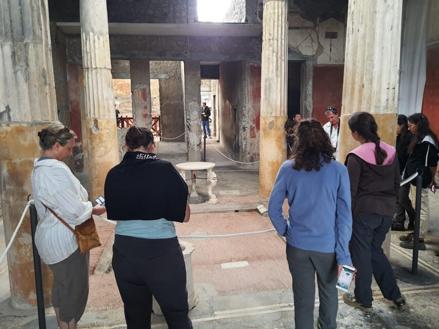 Pompeii: Skip-the-Line Tickets and Tour with Archaeologist - Skip the Crowds at Porta Marina Inferiore