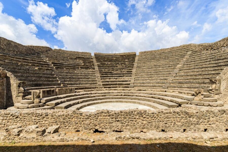 Pompeii Skip-The-Ticket-Line Tour with an Archeologist - Quick Take