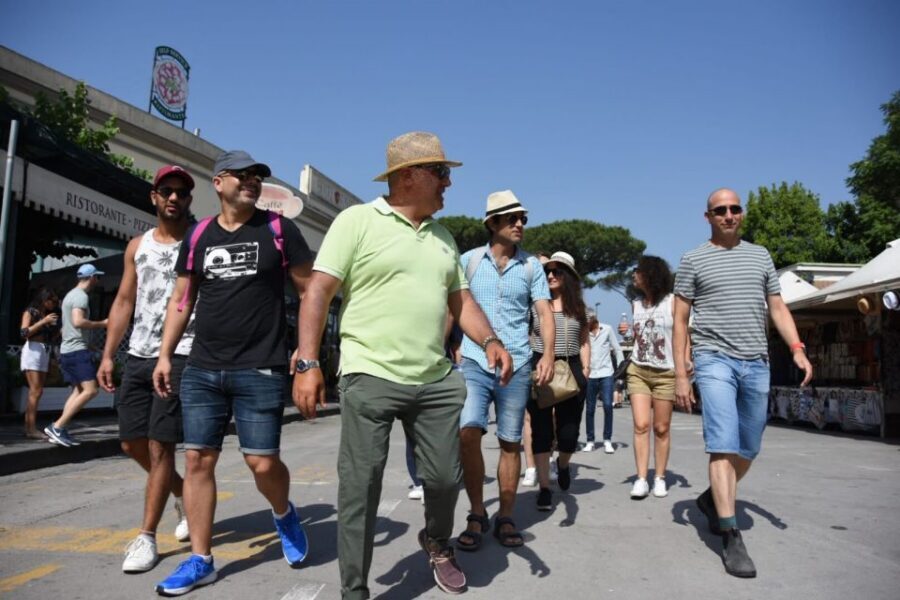 Pompeii Skip-The-Ticket-Line Tour with an Archeologist - Your Archaeologist Guide Makes the Ruins Make Sense