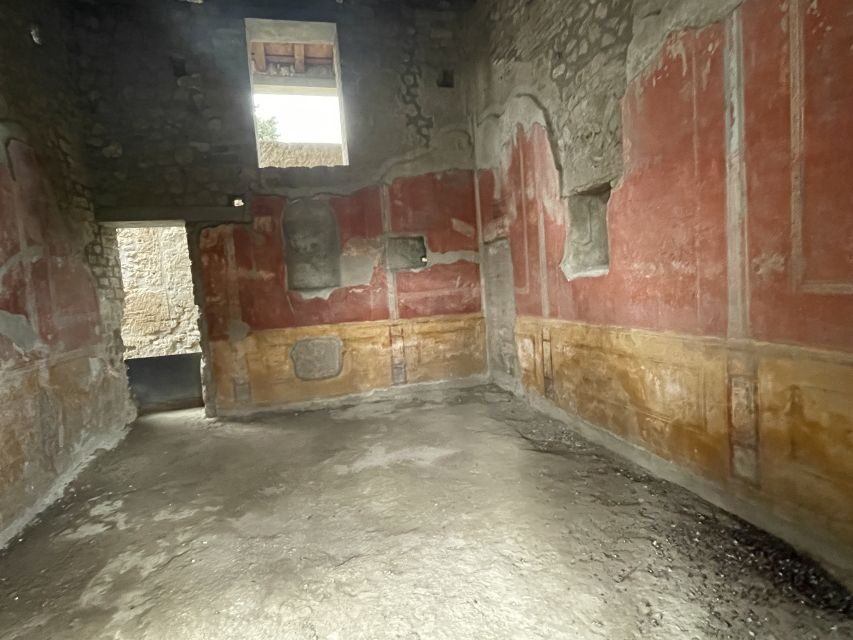 Pompeii: Small-Group Guided Tour with Skip-the-Line Ticket - Who Should Book This Pompeii Tour (and Who Should Skip It)