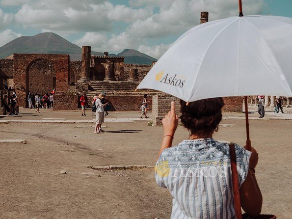 Pompeii Small Group Tour with an Archaeologist - Basilica and Forum: the first landmarks that make Pompeii make sense