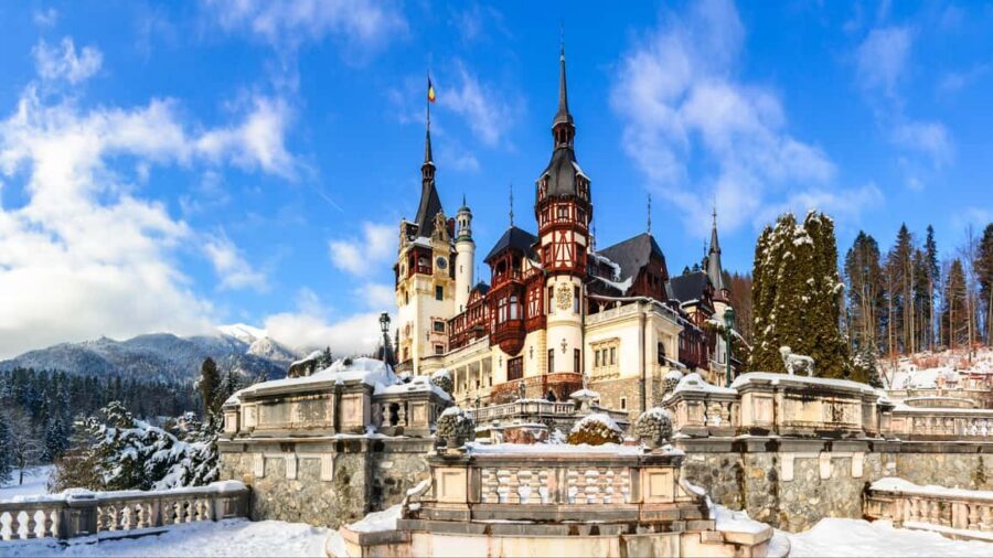 PREMIUM TOUR (6 Pax) Bucharest, Peles&Bran Castles & Brasov - From Bucharest to the mountains: timing that keeps the day sane