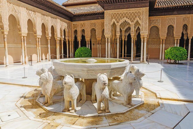 Private 3-hour Alhambra tour with tickets - English tour, private group, and who this fits best