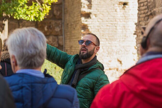 Private Alcazar, Giralda and Cathedral of Seville Tour - How the guide shapes your experience (Laura, Emilio, Enrique, Cristina, and more)