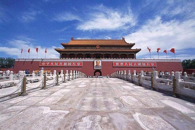Private Day Trip of Forbidden City, Temple of Heaven and Summer Palace - Tiananmen Square: Quick Orientation With Key Landmarks
