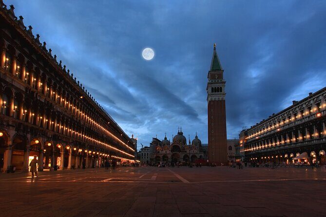 Private Doge's Palace & St Mark's Basilica After Hours Night Tour - St Mark’s Basilica after closing: the mosaics light up