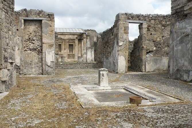 Private Full Day Tour to Pompeii and Amalfi Coast from Rome in Fast Train - Pompeii Archaeological Park: A guided plan that saves your brain