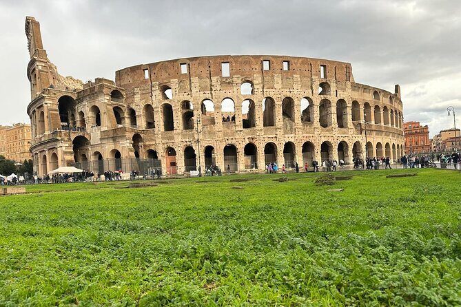 Private Full Guided Tour of Colosseum Roman Forum & Palatine Hill - Palatine Hill: imperial palaces and the best “oh wow” views