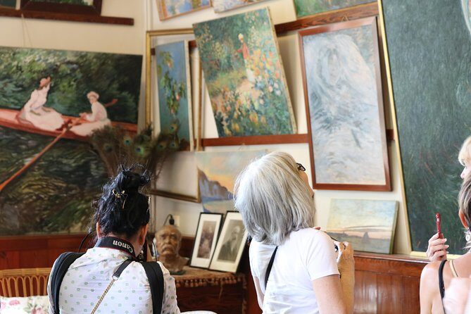 Private Giverny & Versailles Day Trip with Lunch & Hotel Transfers from Paris - Crowd-smart touring: what Isabelle’s guidance changes