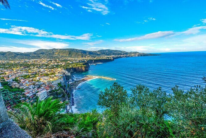 Private Guided Day to Pompeii, Amalfi Coast and Positano - Positano: two hours to wander the steep streets