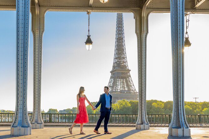 Private Guided Professional Photoshoot by the Eiffel Tower - What a One-Hour Private Shoot Feels Like (and Why It Works)