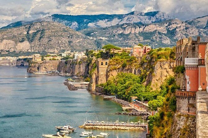 Private Guided Tour Of Capri - Sorrento & Pompeii - Pickup, minivan, parking, and the stress you avoid