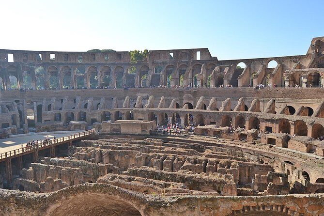 Private Guided Tour of Rome City Highlights Coliseum and Forums - Vittoriano and Quirinal Palace: fast views of Rome’s national power