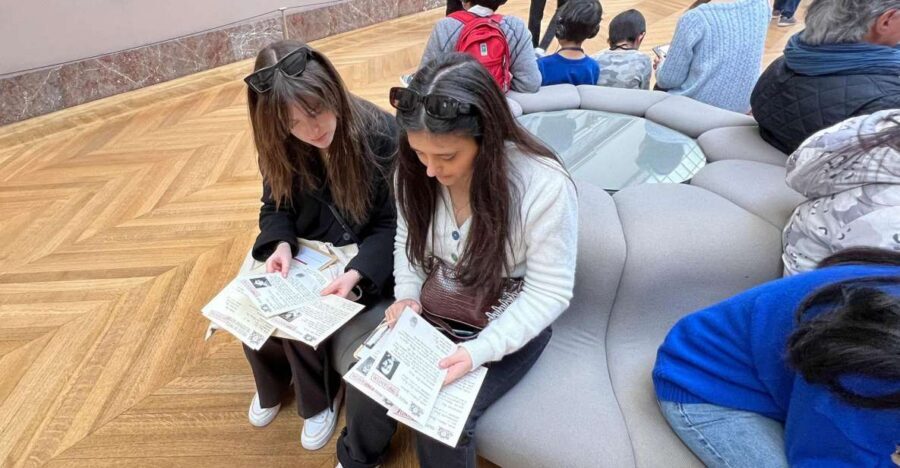 Private Louvre Tour for Teenagers - Meeting at Place du Carrousel: find your starting point fast