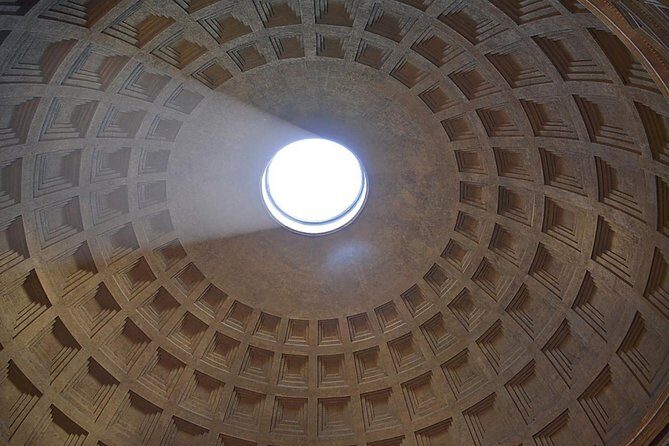 Private Piazzas of Rome Tour with Colosseum & Roman Forum - Comfort, pace, and what you should bring for 5 hours