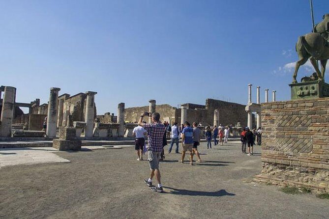 Private Pompeii & Amalfi Coast Shore Excursion from Naples Port - Pompeii Scavi in 90 minutes: what you’ll see, and how to make it feel complete