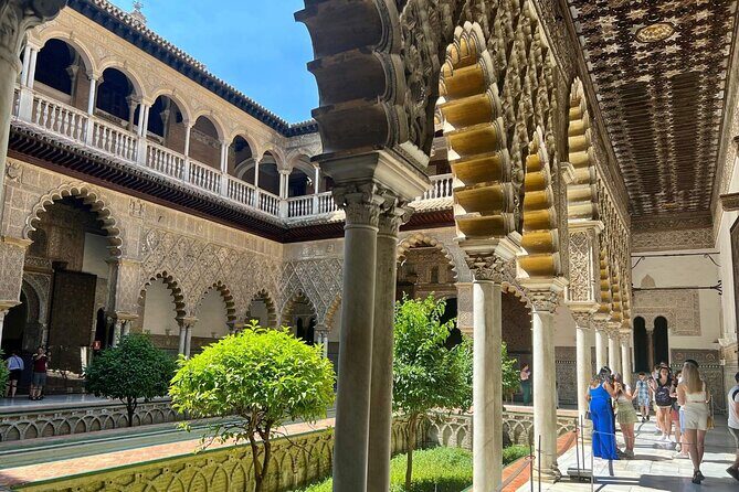 Private Tour Alcazar Seville Cathedral and Giralda Tower Climb - Real Alcázar: the oldest working palace in Europe and a Game of Thrones bonus