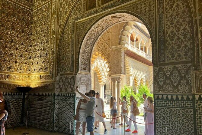 Private Tour Alcazar Seville Cathedral and Giralda Tower Climb - Booking timing, language, and day-of logistics that matter
