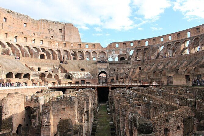 Private Tour Colosseum, Palatine Hill & Roman Forum - Entering The Colosseum: what you should expect in 40 minutes