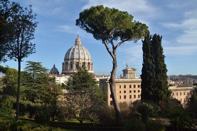 Private Tour of Vatican with St. Peter's, Papal Tombs and Dome - Sistine Chapel: short visit, big impact