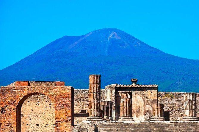 Private Tour Pompeii, Vesuvius and Herculaneum - A Private Day of Pompeii, Vesuvius, and Herculaneum (Not a Hurry-Up Tour)