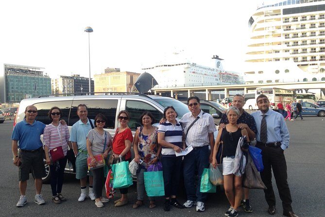 Private tour Pompeii Vesuvius and Winery from Sorrento - Winery lunch on the volcano slopes: wine tasting, lunch cost, and a pizza workaround